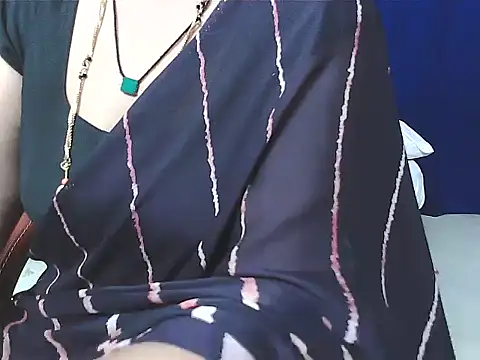 sunitha-3's cam snapshot