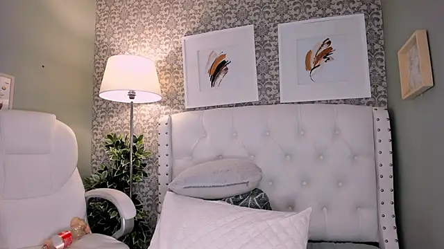 _michel_bbw's cam snapshot