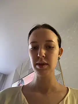 ElliRose live sex cam