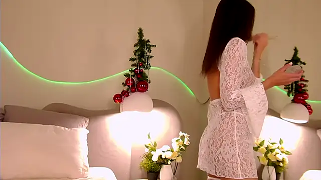 Nicole_Space's cam snapshot