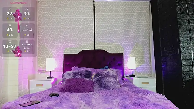 Zamara_Kleii live sex cam