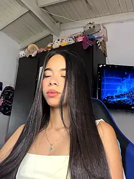 Milleradhara24 live sex cam