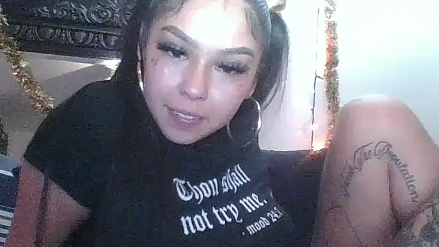 sexfantasy18's cam snapshot