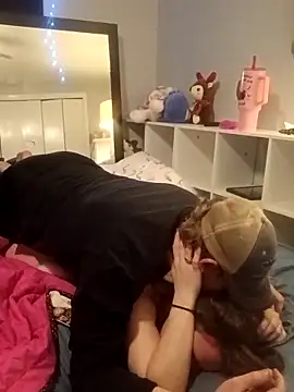 thecouplessecret's cam snapshot