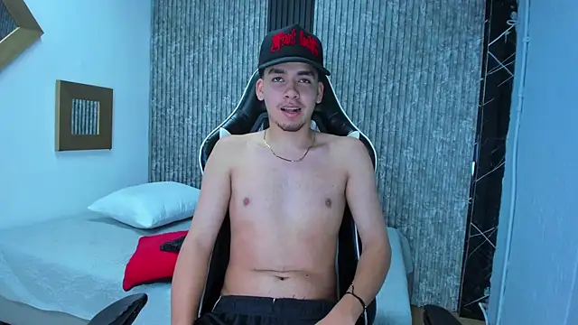 Mike_0233_'s cam snapshot