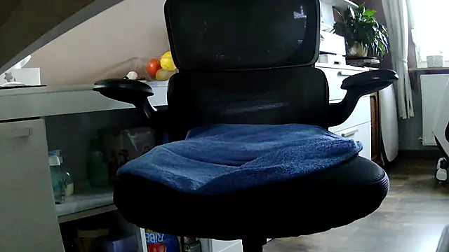 suedel65's cam snapshot