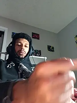 BigPrettyDick777 live sex cam