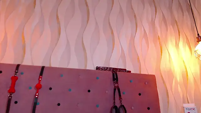 IsabelaLatina live sex cam