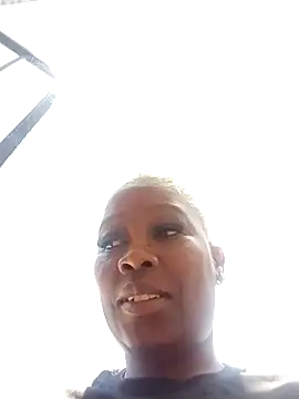 CuteBootyBae's cam snapshot