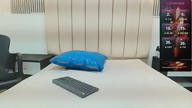 agatha_fit's cam snapshot