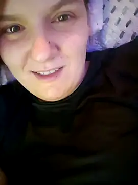 Sweettinydiamond live sex cam