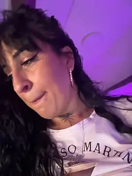 CarolaDrago live sex cam