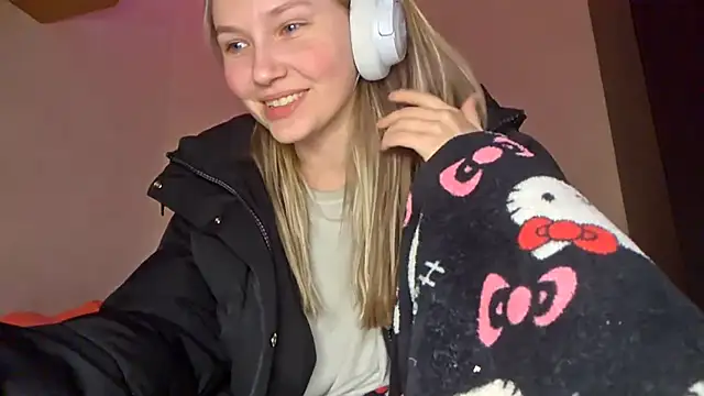 KarinRobertson live sex cam