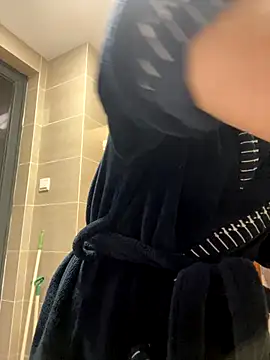 lily-mm's cam snapshot