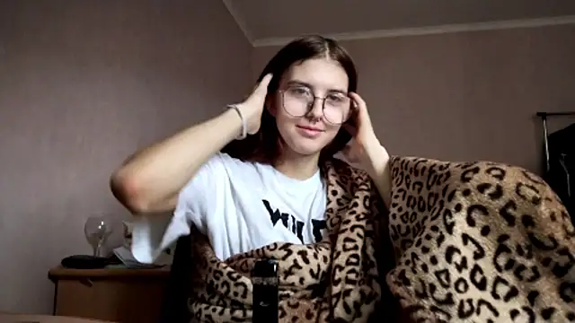 VictorinaMccorey live sex cam