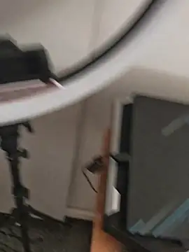 AvaDivaMilf live sex cam