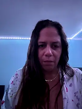 PrettyKittyMia's cam snapshot