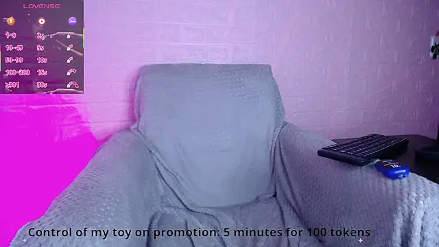 Princess_Mia1126's cam snapshot