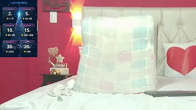 Karol_hot25's cam snapshot