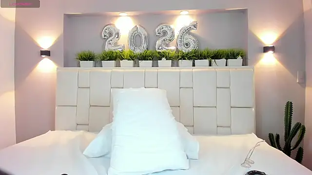 LunnaBlake's cam snapshot