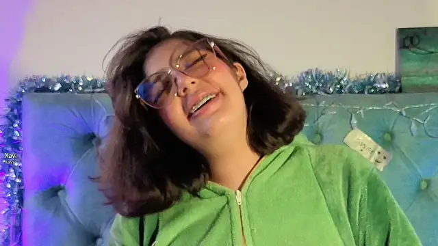 Paola_Lyon_'s cam snapshot