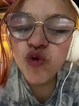 Sophia_Weest99's cam snapshot