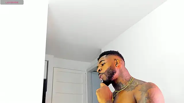 Makonneen live sex cam