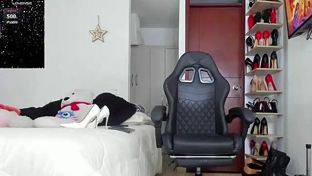 SophieBaker__'s cam snapshot