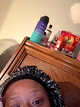 Tishrella6's cam snapshot