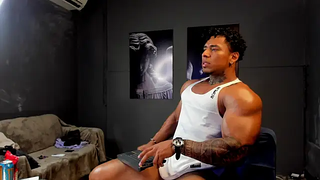 bradley_smith's cam snapshot