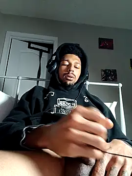 BigPrettyDick777 live sex cam