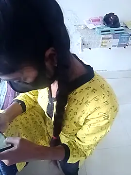 Riya_917's cam snapshot