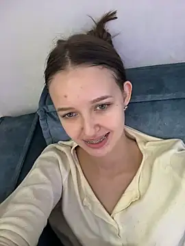 ElliRose live sex cam