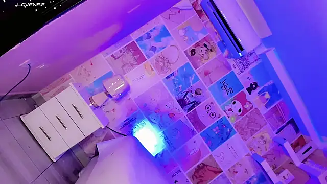 Ariia-janee live sex cam