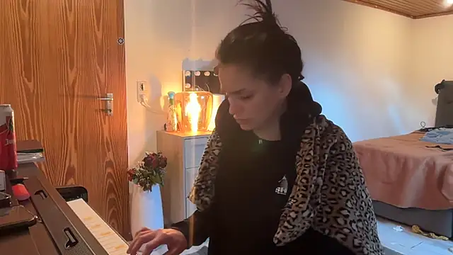 ClaireDeLunee live sex cam