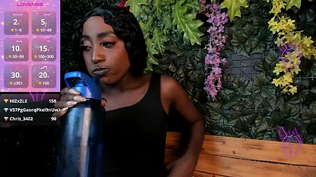 Isaa_jonnes_'s cam snapshot