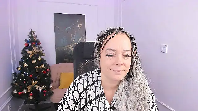 SamanthaReider's cam snapshot