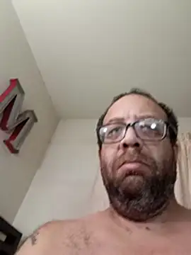 Exhibitionist040577 live sex cam