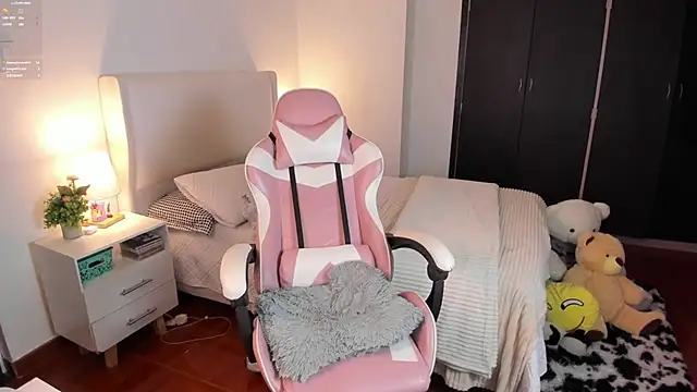 Ainhoads live sex cam