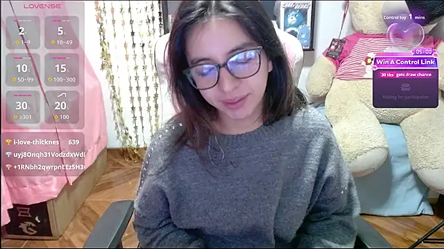 Maggie_Fox3's cam snapshot