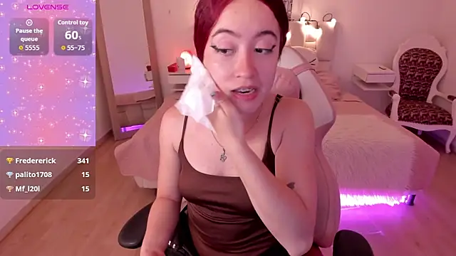 Amaraa_couper1's cam snapshot