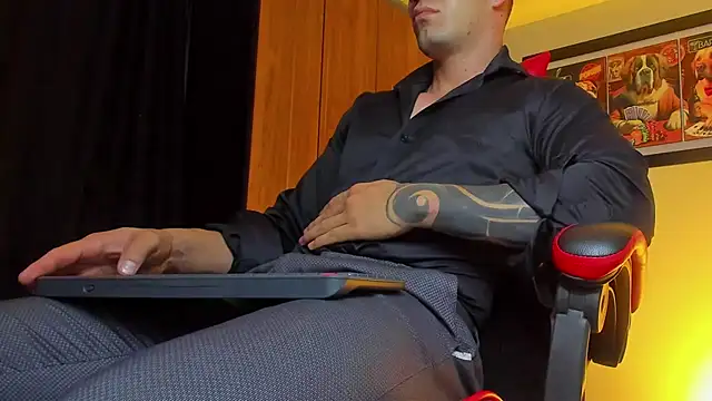 ALPHA_DOMINUS_'s cam snapshot