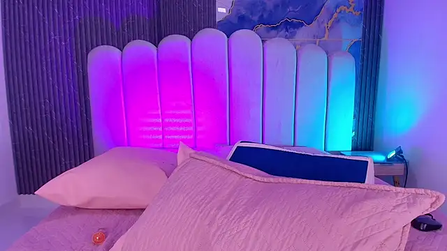 abbyrouss_'s cam snapshot