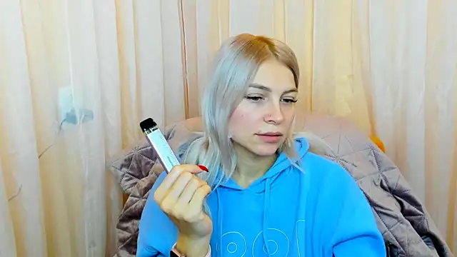 FoxyKathryn's cam snapshot