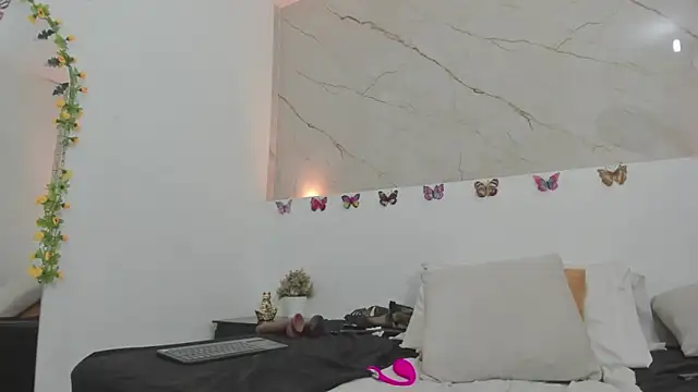 Sofii_Cooper1's cam snapshot