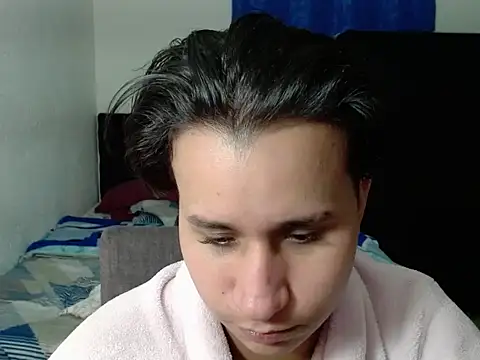 Im_Milan_Rs's cam snapshot