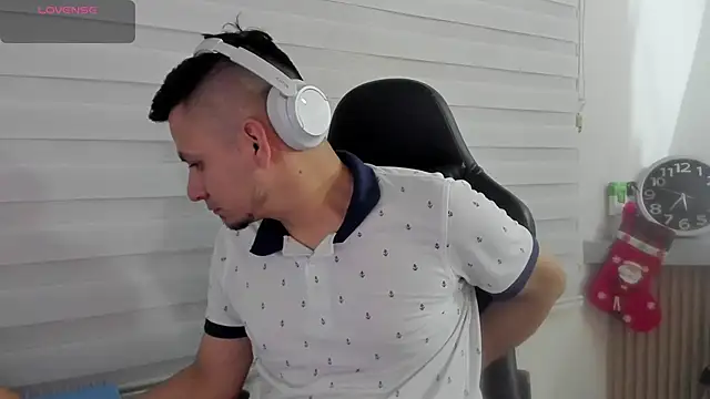 Rick_Adams's cam snapshot