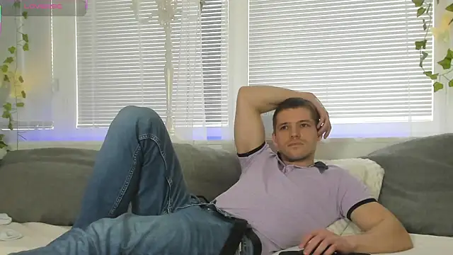 GarettVoss live sex cam