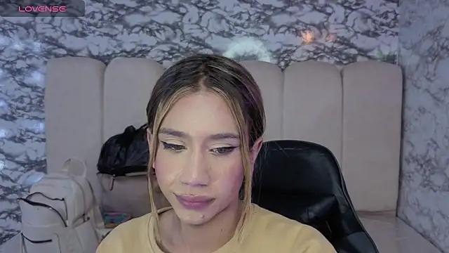 Evy_Luxx_v live sex cam