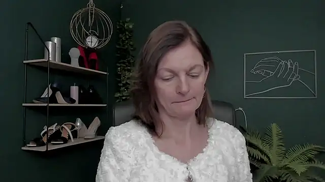 VivianWILD live sex cam